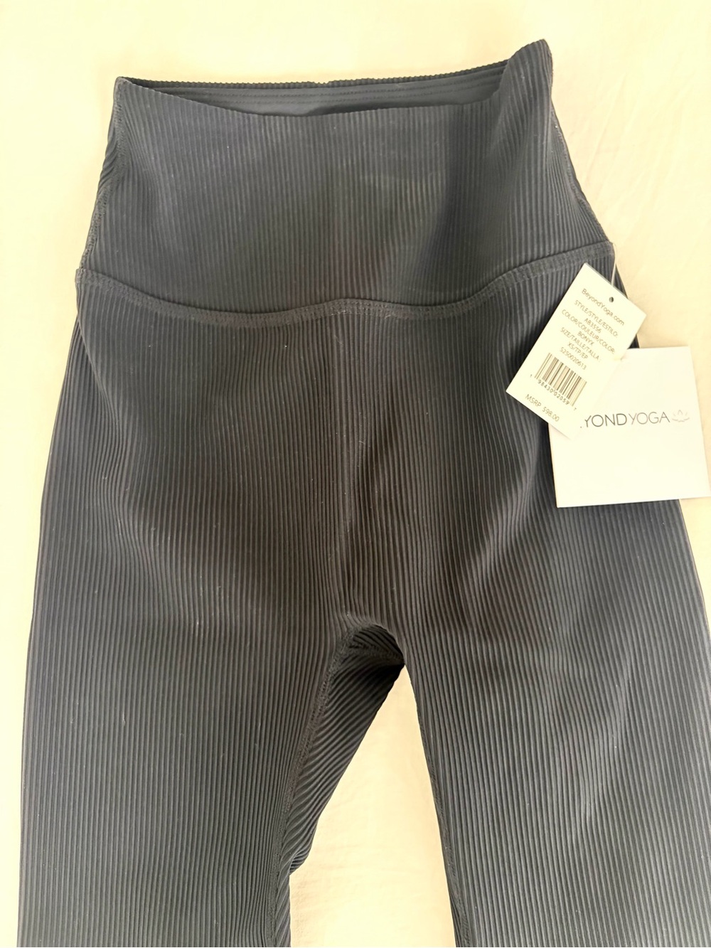 NWT Beyond Yoga Ribbed High-Waist Leggings in Black - XS